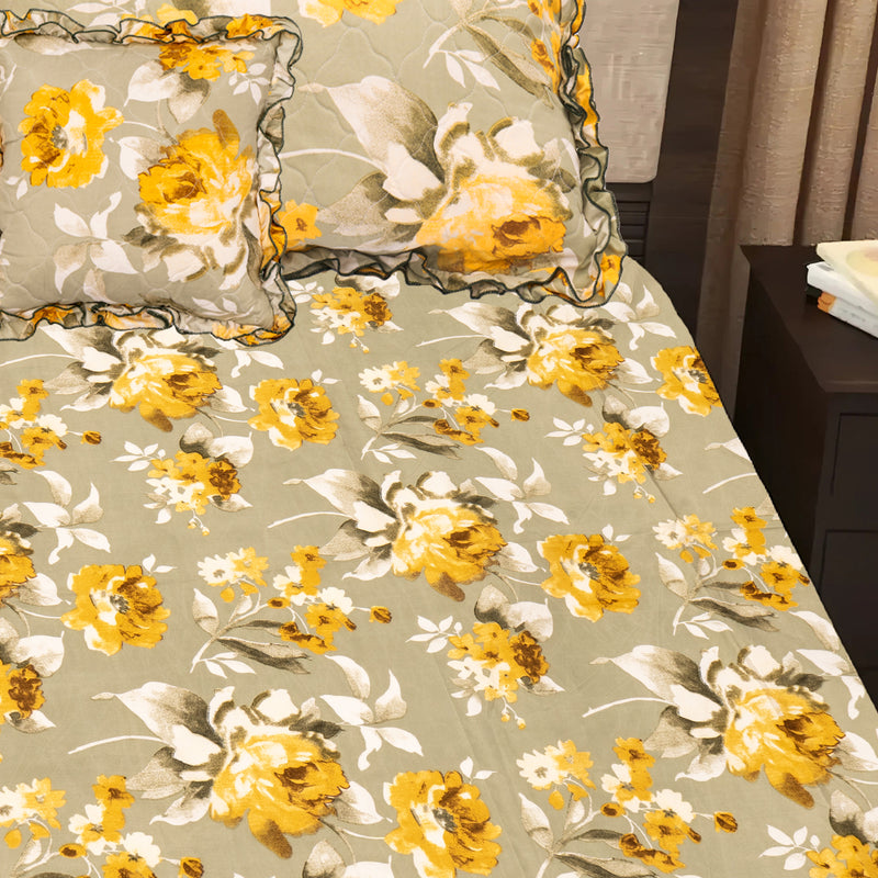 Elegant 5-Piece Quilted Bedding Set | King Size | Light Beige with Yellow & White Floral Design